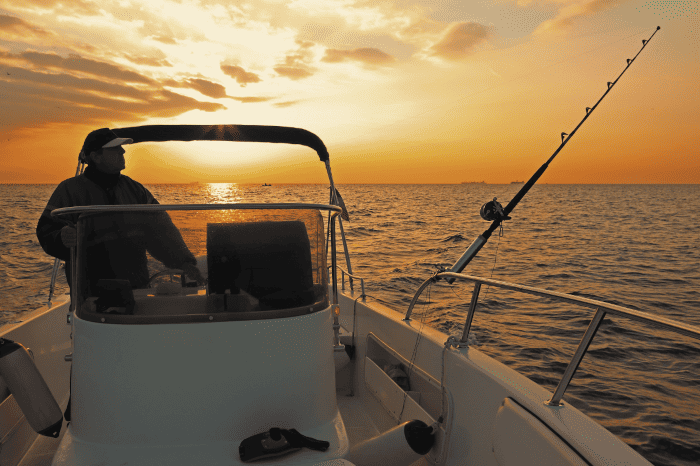 Bateau à moteur - formation navigation de nuit